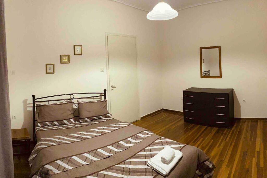 Apartament B&J City Center Kalamata Zewnętrze zdjęcie